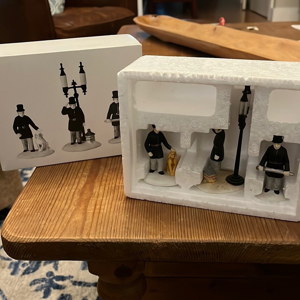 Dept 56 “Constables” set of 3 hand painted porcelain accessories
